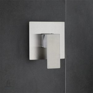 Douche murale à pluie pour une expérience relaxante
