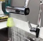 Tête de pulvérisateur jet de cascade pour évier